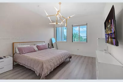 10365 NW 66th St, Doral, FL 33178 - Photo 5