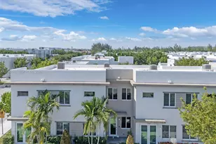 10365 NW 66th St, Doral, FL 33178 - Photo 1