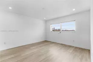 3770 NE 171 St, North Miami Beach, FL 33160 - Photo 11