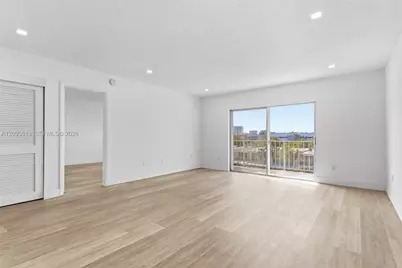 3770 NE 171st St #402, North Miami Beach, FL 33160 - Photo 7