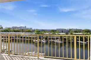 3770 NE 171 St, North Miami Beach, FL 33160 - Photo 21