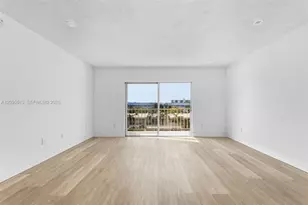 3770 NE 171 St, North Miami Beach, FL 33160 - Photo 9