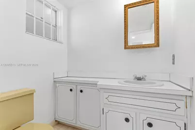 3770 NE 171st St #402, North Miami Beach, FL 33160 - Photo 5