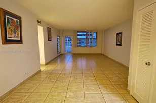 9225 Collins Ave, Surfside, FL 33154 - Photo 19