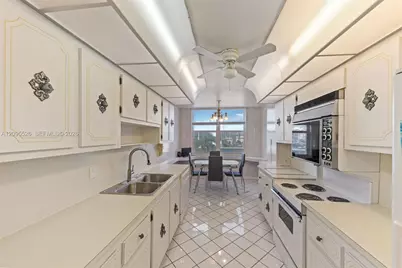 2751 S Ocean Dr #501N, Hollywood, FL 33019 - Photo 13