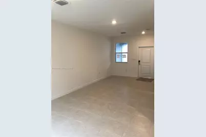 2610 SE 13th St #2610, Homestead, FL 33035 - Photo 3