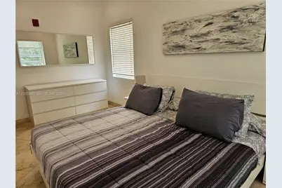 500 14th St #203, Miami Beach, FL 33139 - Photo 15