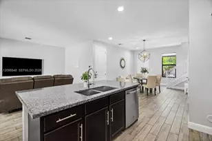 20975 NW 1st Ct, Pembroke Pines, FL 33029 - Photo 13