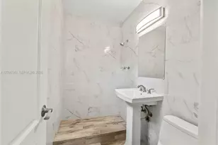 940 NE 85th St, Miami, FL 33138 - Photo 27