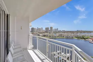 18071 Biscayne Blvd, Aventura, FL 33160 - Photo 13