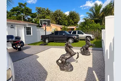 2451 NW 104th St, Miami, FL 33147 - Photo 1