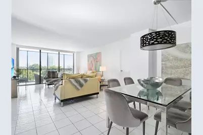 20379 W Country Club Dr #536, Aventura, FL 33180 - Photo 3