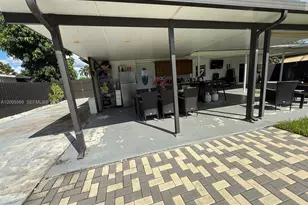10516 NW 36th Pl, Miami, FL 33147 - Photo 37