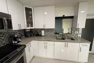 10516 NW 36th Pl, Miami, FL 33147 - Photo 15