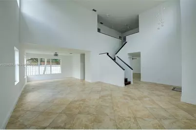 1127 SW 104th Way, Pembroke Pines, FL 33025 - Photo 5