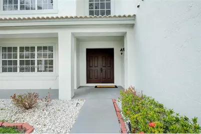 1127 SW 104th Way, Pembroke Pines, FL 33025 - Photo 3