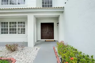 1127 SW 104th Way, Pembroke Pines, FL 33025 - Photo 3