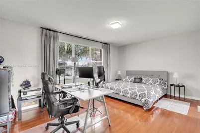 916 NW 135th Ter, Pembroke Pines, FL 33028 - Photo 21