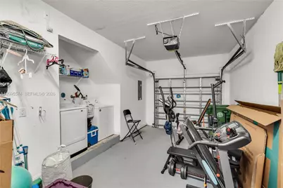 916 NW 135th Ter, Pembroke Pines, FL 33028 - Photo 27