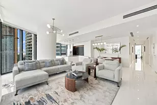 300 Biscayne Blvd Way, Miami, FL 33131 - Photo 9