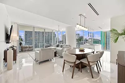 300 Biscayne Boulevard Way #4007W, Miami, FL 33131 - Photo 7