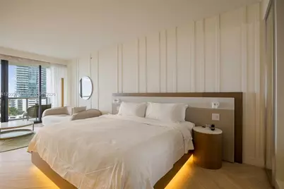 2201 Collins Ave #1108, Miami Beach, FL 33139 - Photo 7