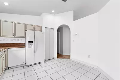 11333 NW 52nd Ln, Doral, FL 33178 - Photo 7