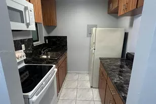 1530 SW 2nd St, Miami, FL 33135 - Photo 3