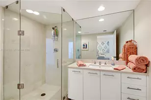 6801 Collins Ave, Miami Beach, FL 33141 - Photo 35