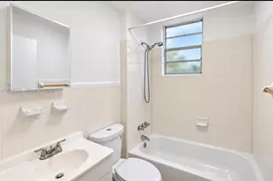 1563 SW 2nd St, Miami, FL 33135 - Photo 5