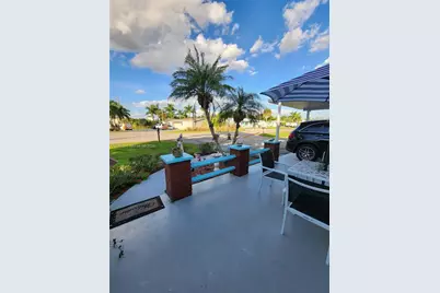 812 Lake McGregor Dr, Fort Myers, FL 33919 - Photo 1