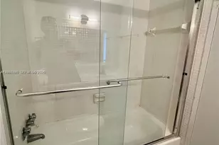 [Address not provided], Miami Beach, FL 33139 - Photo 7