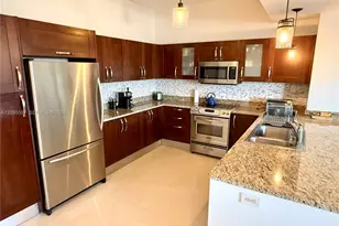 19900 E Country Club Dr, Aventura, FL 33180 - Photo 5