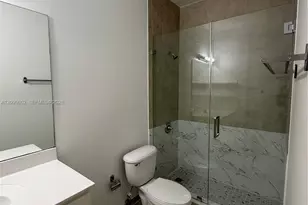 10461 NW 61st St, Doral, FL 33178 - Photo 11