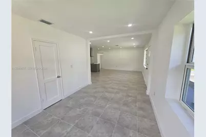 760 NW 126th St, North Miami, FL 33168 - Photo 15
