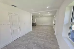 760 NW 126th St, North Miami, FL 33168 - Photo 15