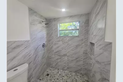 760 NW 126th St, North Miami, FL 33168 - Photo 23