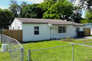760 NW 126th St, North Miami, FL 33168 - Photo 3