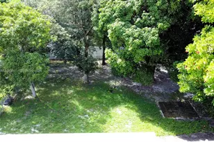 760 NW 126th St, North Miami, FL 33168 - Photo 47