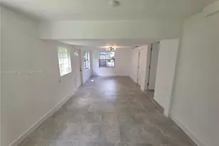 760 NW 126th St, North Miami, FL 33168 - Photo 27