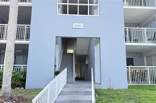 8560 SW 212th St, Cutler Bay, FL 33189 - Photo 9