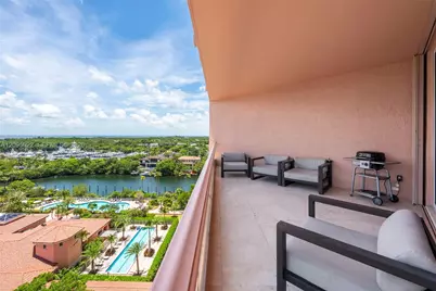 60 Edgewater Dr #11F, Coral Gables, FL 33133 - Photo 35
