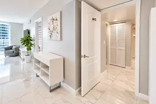 1200 Brickell Bay Dr, Miami, FL 33131 - Photo 19