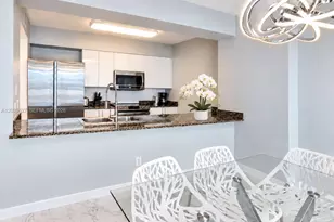 1200 Brickell Bay Dr, Miami, FL 33131 - Photo 9