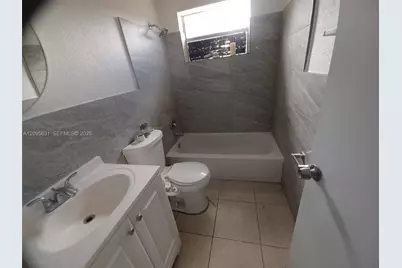 1701 SW 70th Ave, North Lauderdale, FL 33068 - Photo 7