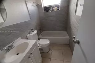 1701 SW 70th Ave, North Lauderdale, FL 33068 - Photo 7