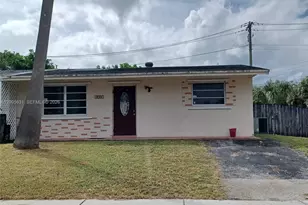 1701 SW 70th Ave, North Lauderdale, FL 33068 - Photo 1