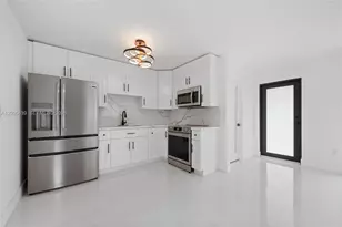 1112 SW 11th Ave, Miami, FL 33129 - Photo 9