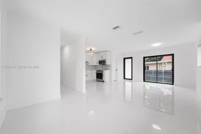 1112 SW 11th Ave, Miami, FL 33129 - Photo 5