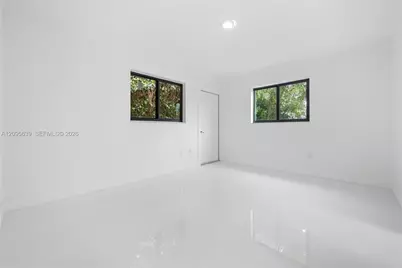 1112 SW 11th Ave, Miami, FL 33129 - Photo 17